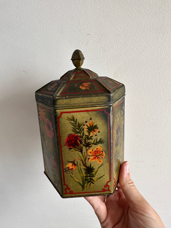 Boite en métal très ancienne motifs fleuris