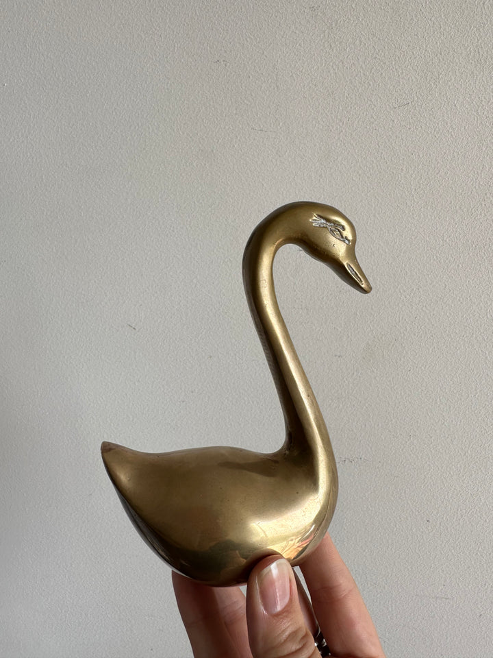 Cygnes en laiton anciens délicats