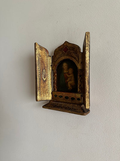 Icône en bois doré triptyque style florentin la vierge et l'enfant années 40
