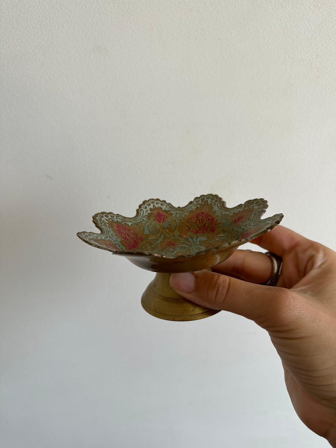 Vide poche en laiton coloré tons rose et bleu ciel