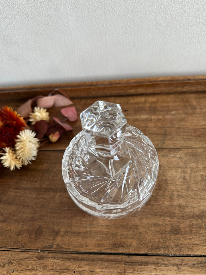 Bonbonnière en cristal moulé