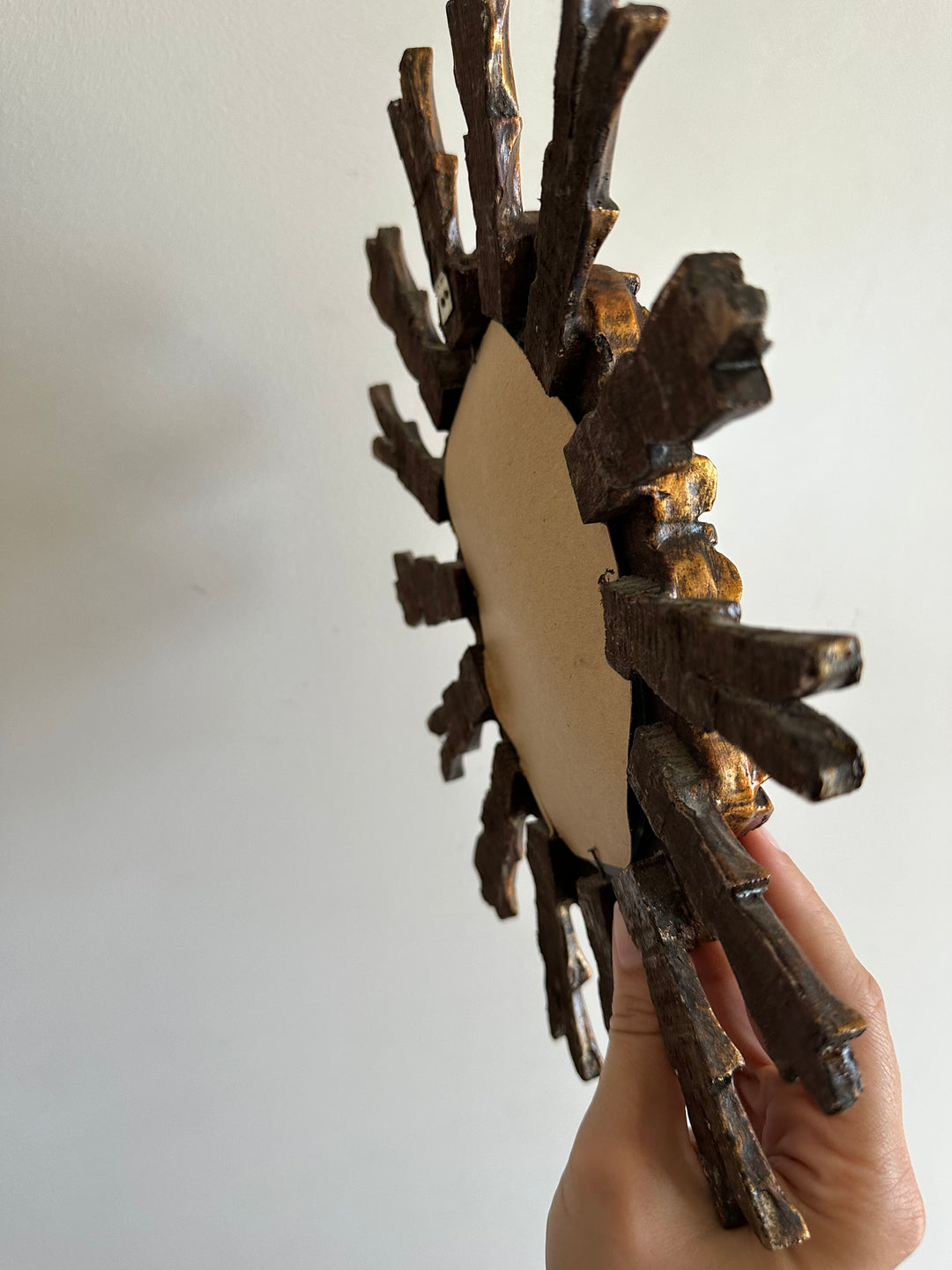 Miroir en bois doré en étoile