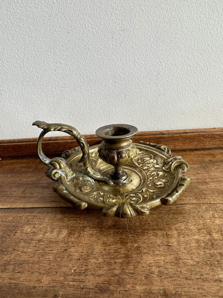 Bougeoir rat de cave en laiton doré sculpté