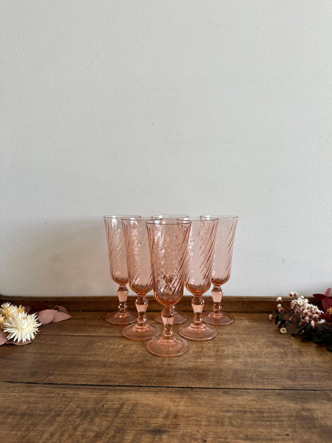 Flûtes à champagne en verre Rosaline sur pieds