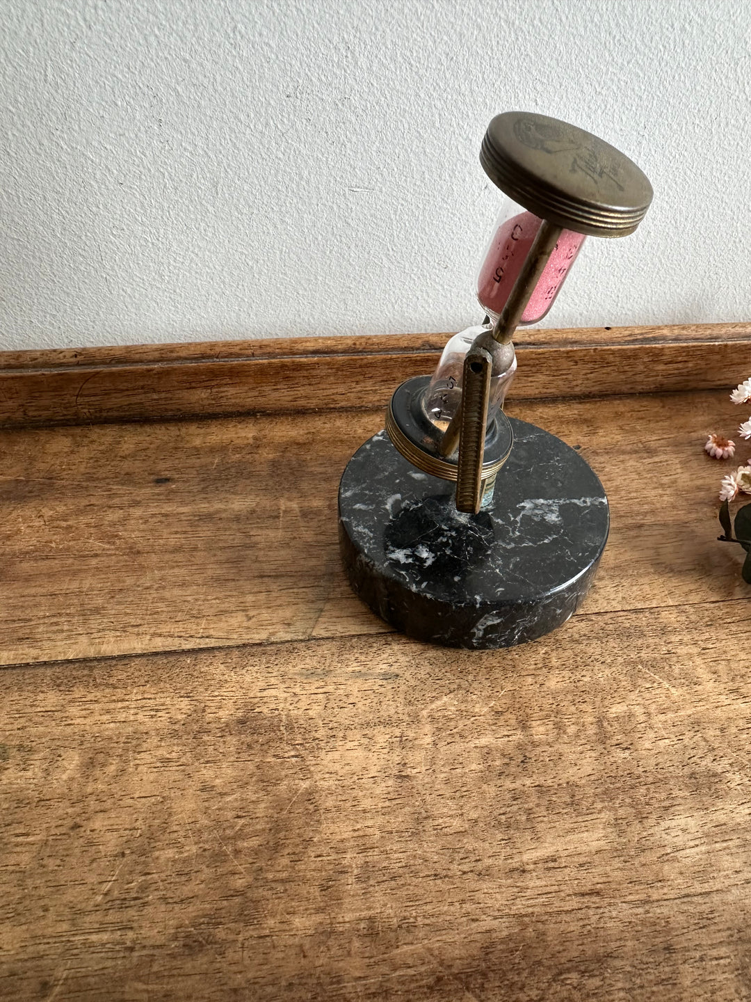 Sablier en laiton sur socle en marbre Telephone Timer