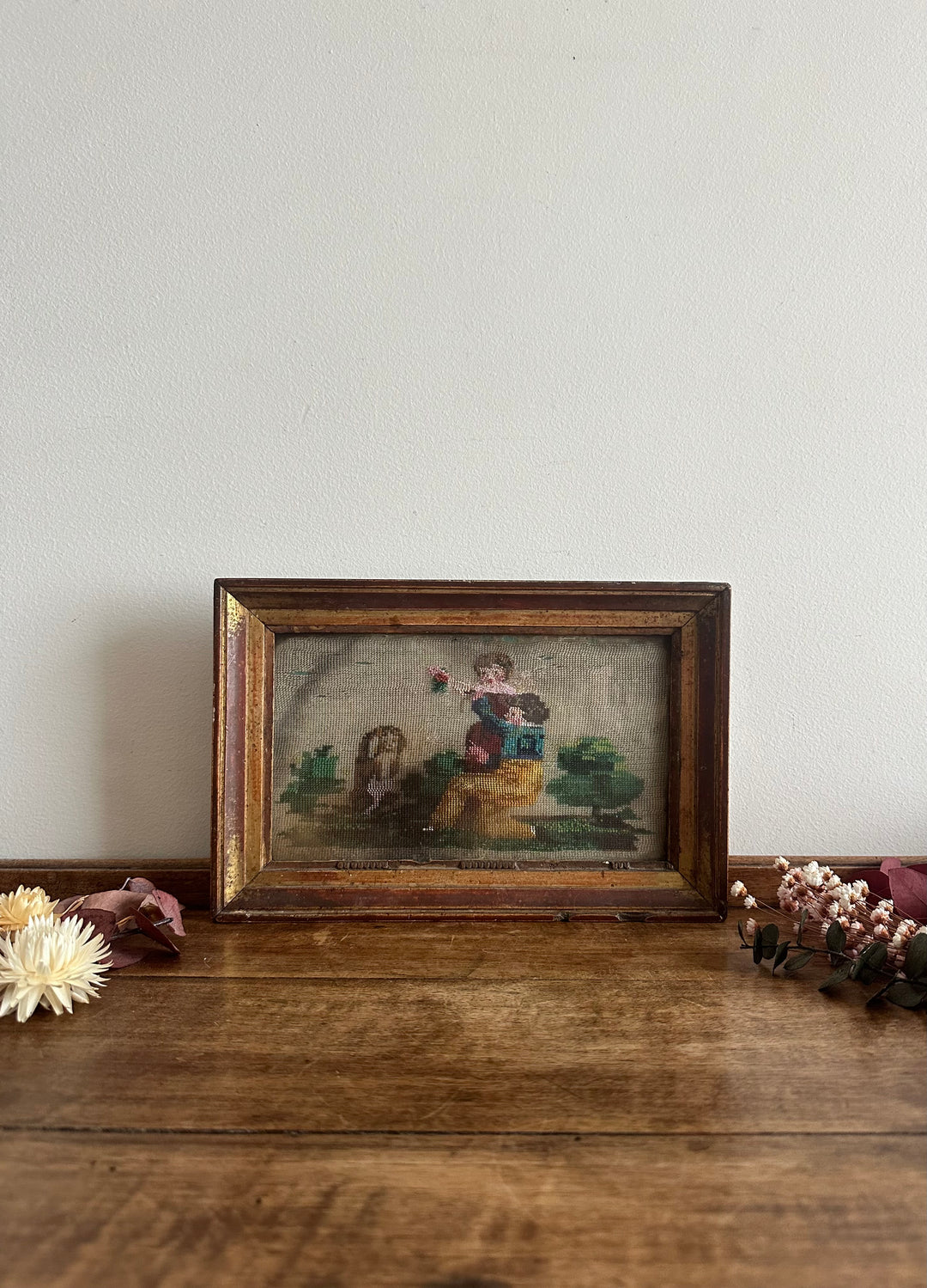 Broderie de perles polychromes datant de 1820