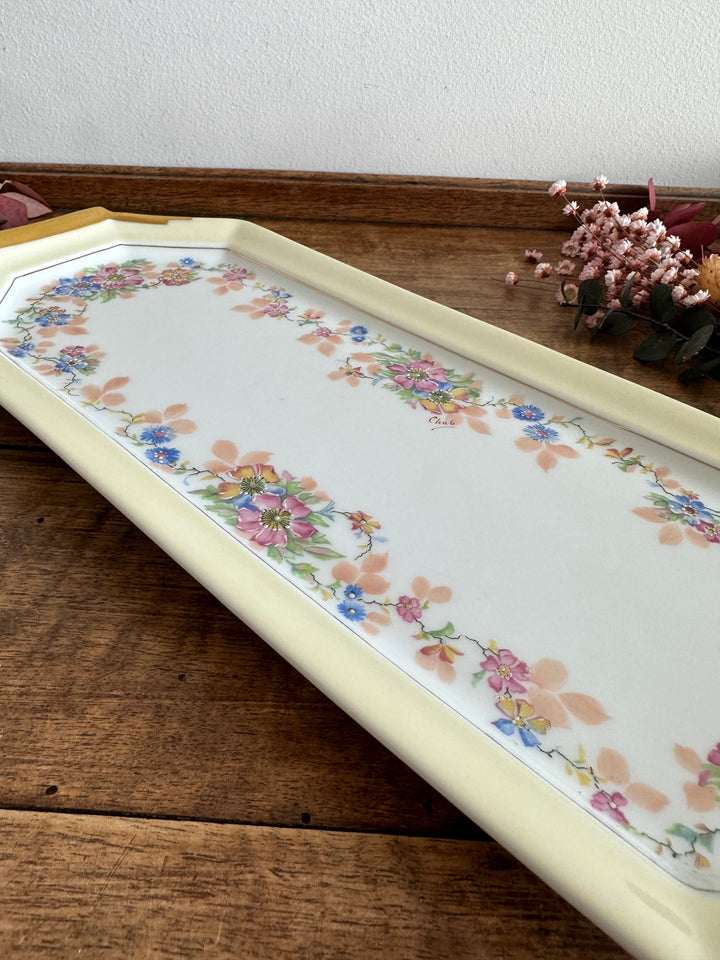 Plat à gâteau en porcelaine de Limoges G Boyer & co. Limoges