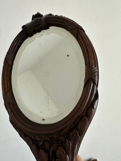 Miroir à main Art nouveau en bois sculpté