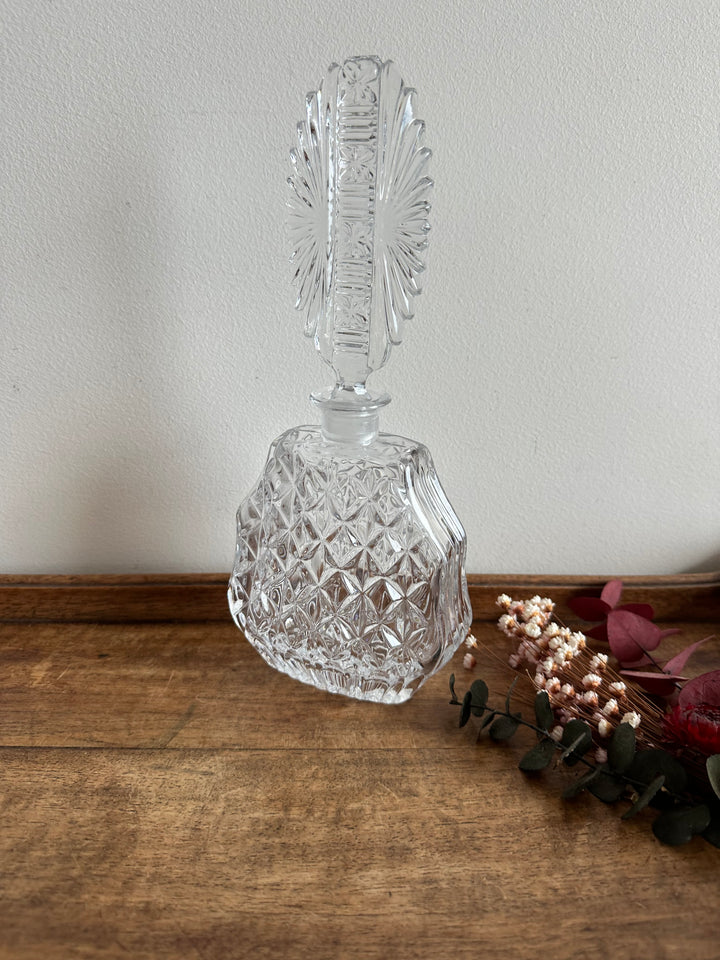 Flacon en verre moulé maxi bouchon