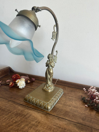 Lampe style Art Nouveau socle en bronze globe bleu