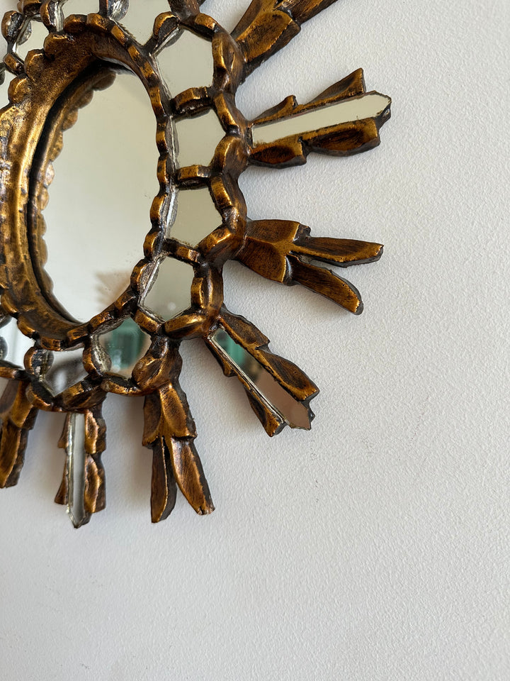 Miroir en bois doré en étoile