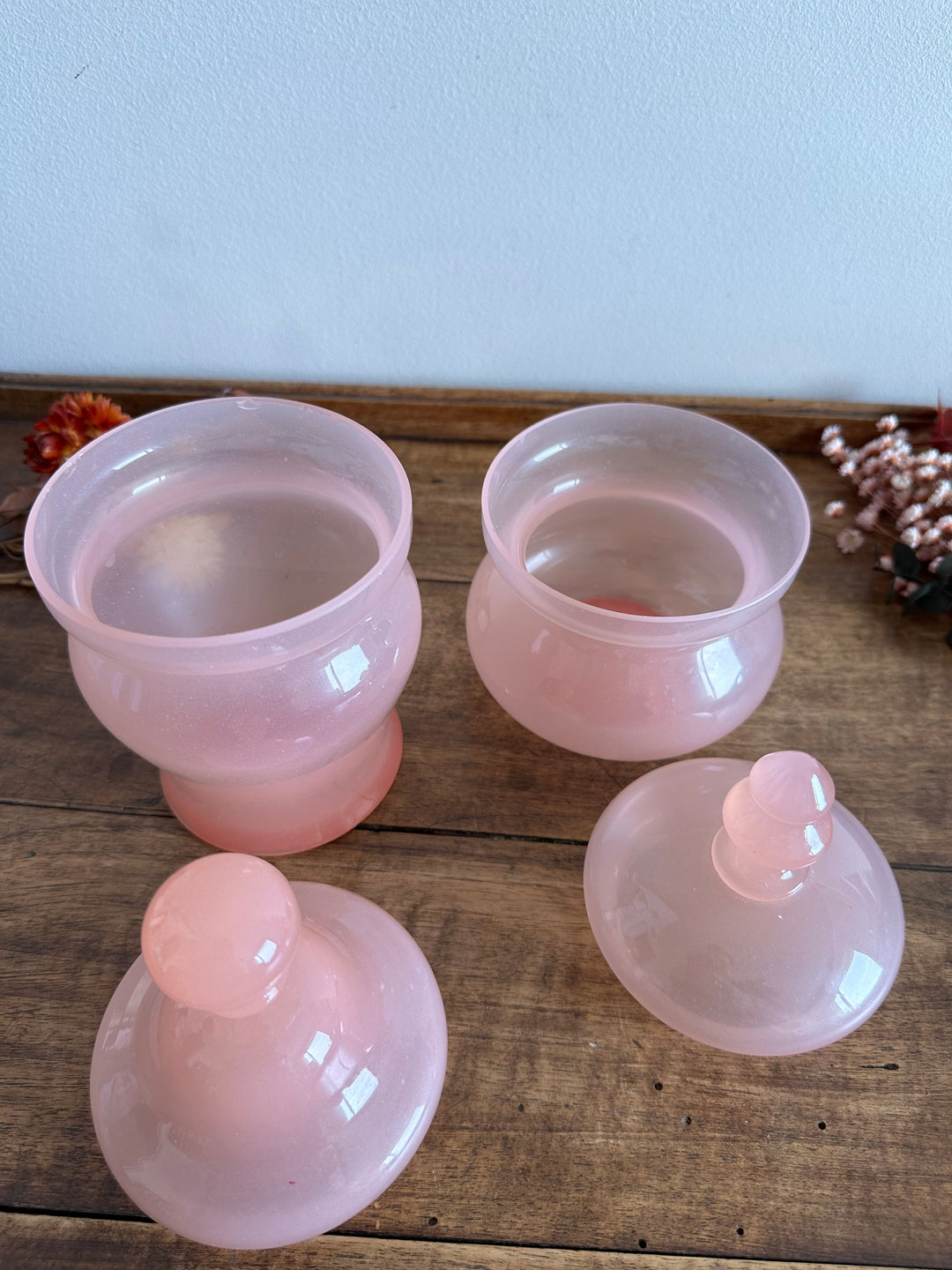 Falcons roses opaline