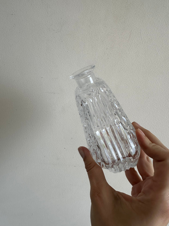 Flacon en verre moulé maxi bouchon