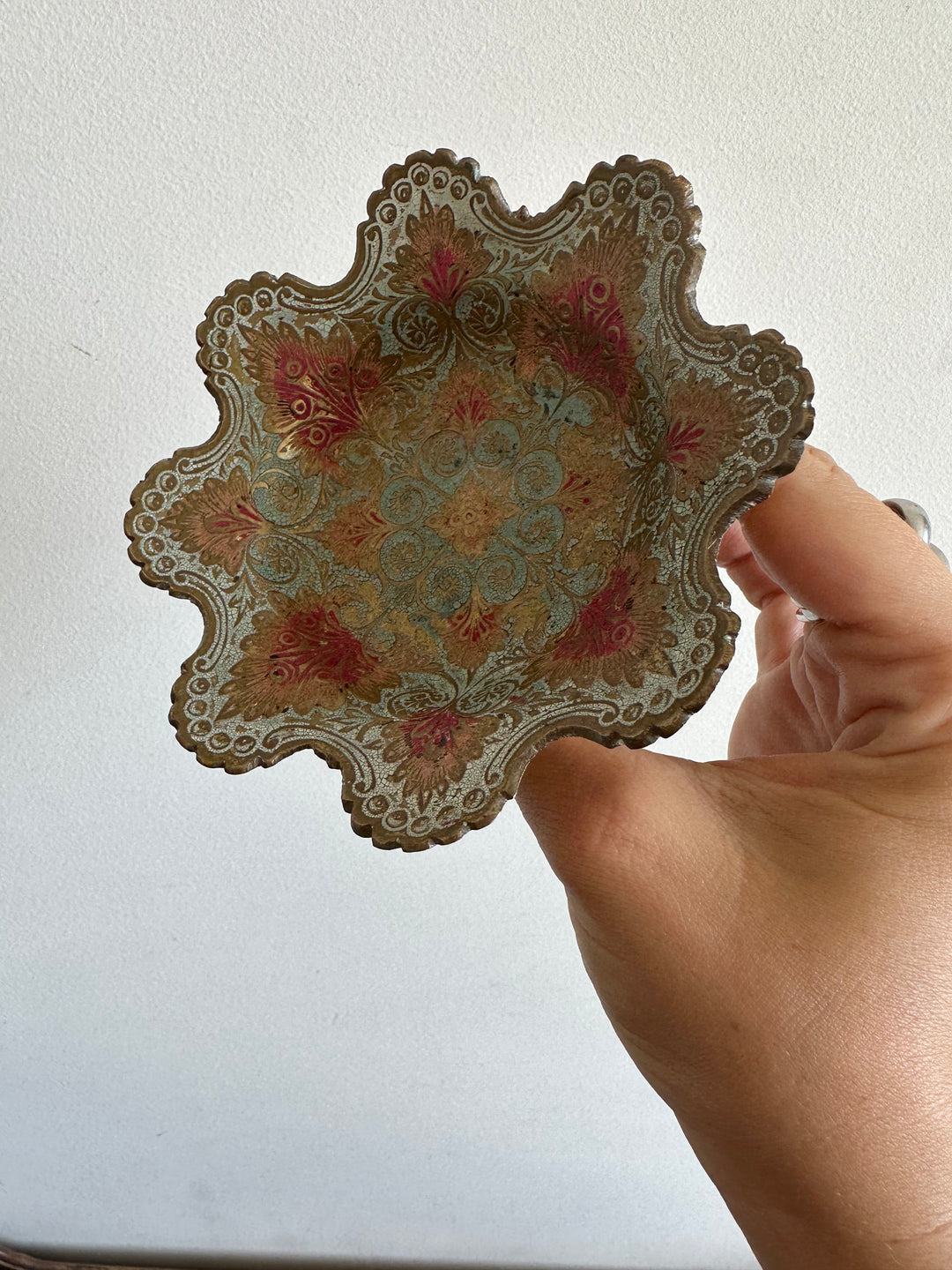 Vide poche en laiton coloré tons rose et bleu ciel