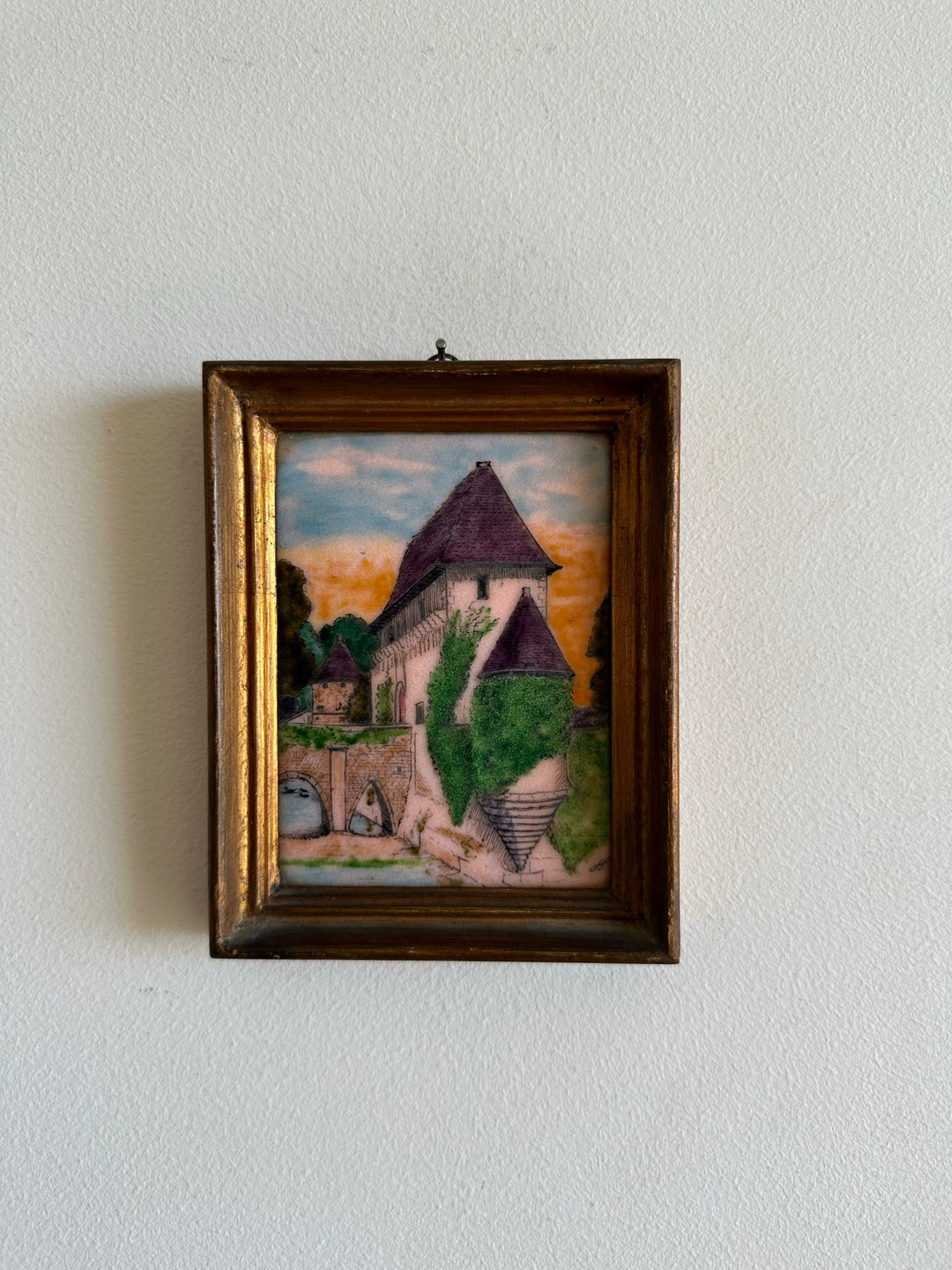 Miniatures email grand feu château cadre mordoré rectangulaire taille M