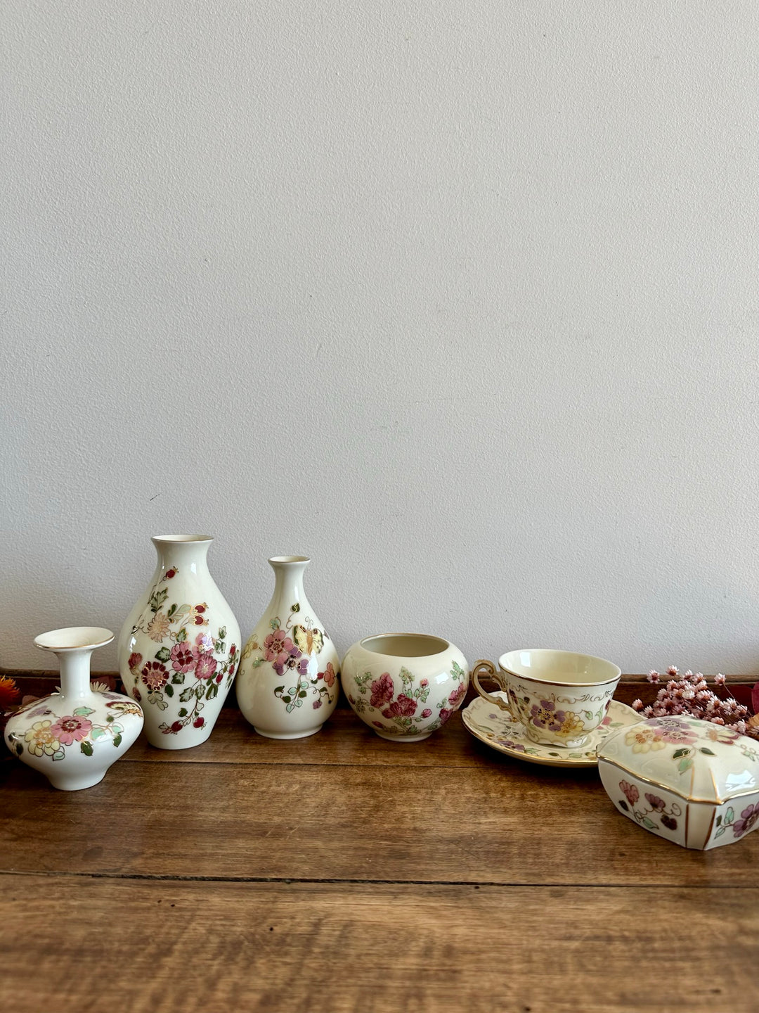 Set de 6 pièces en porcelaine Zsolnay