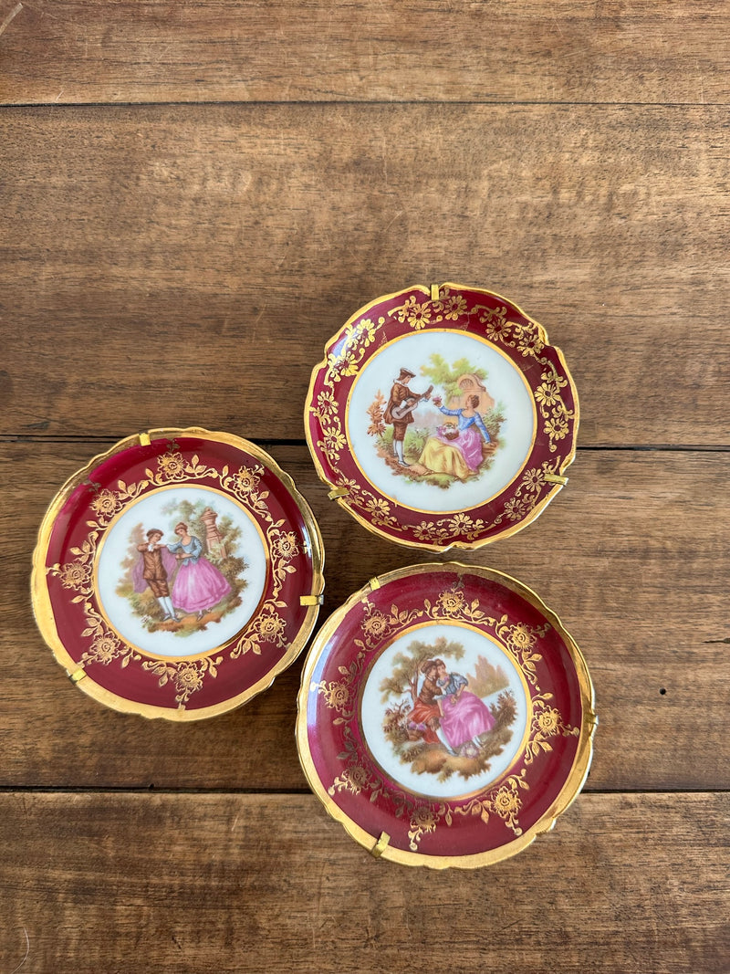 Assiettes miniatures en porcelaine de Limoges