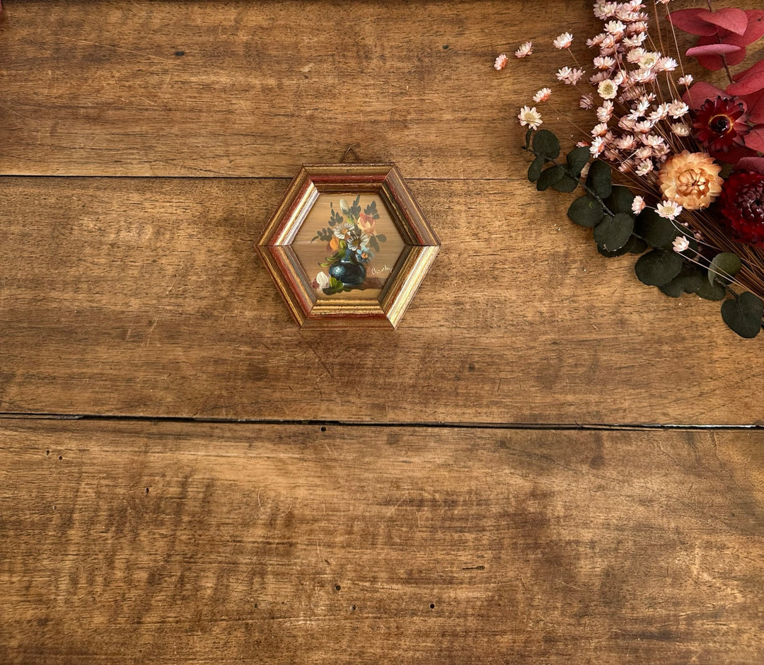 Peinture bouquet de fleurs dans cadre héxagonal