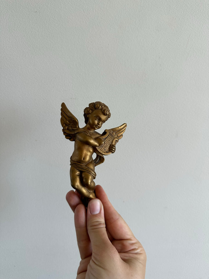Angelot musicien lyre en plâtre doré