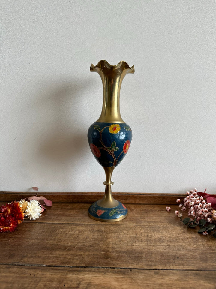 Vase en laiton émaillé bleu rose et vert