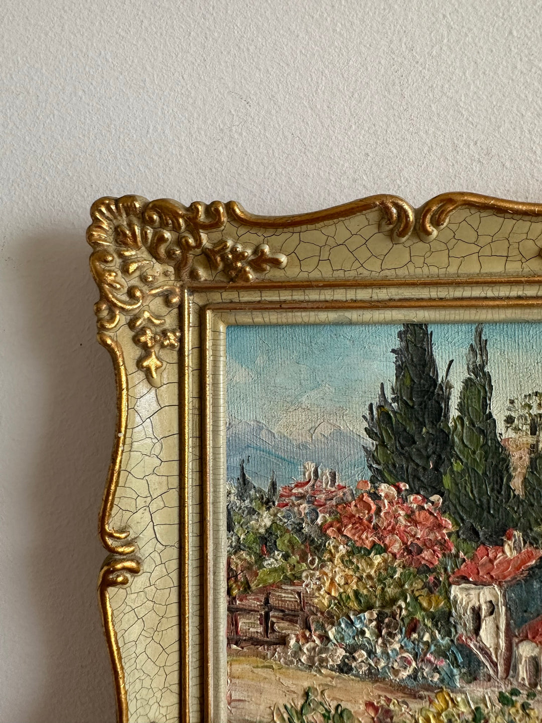 Peinture champêtre signée dans cadre rococo effet craquelé