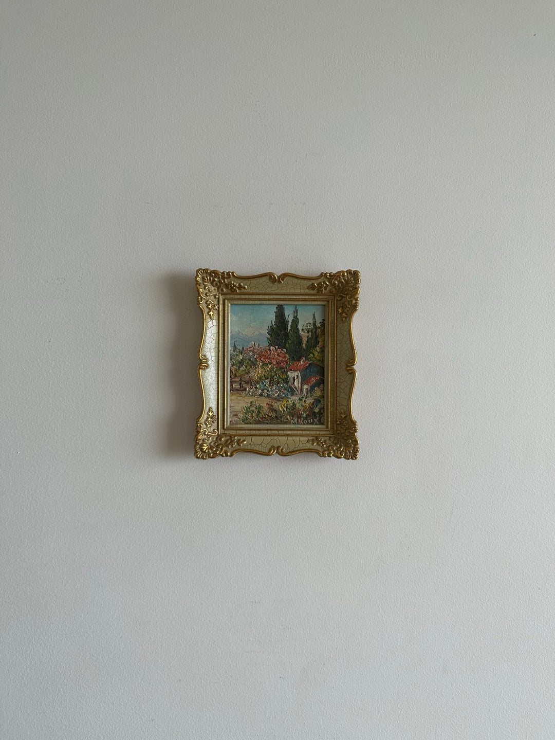 Peinture champêtre signée dans cadre rococo effet craquelé