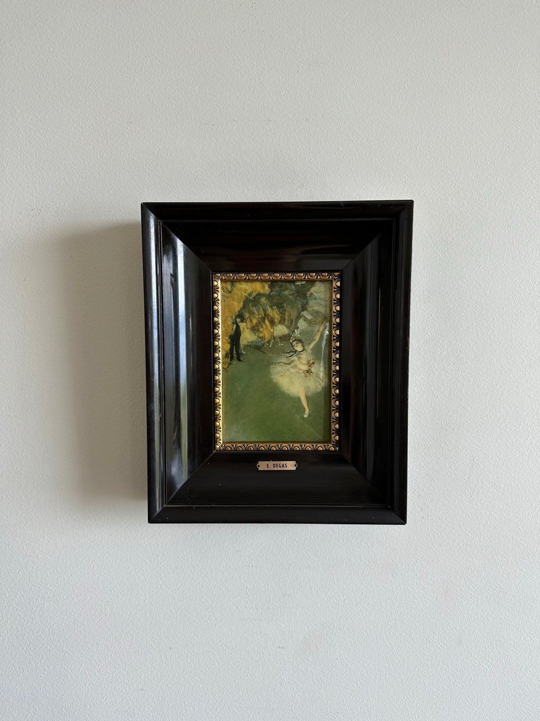 Plaque émaillée représentation de E.Degas