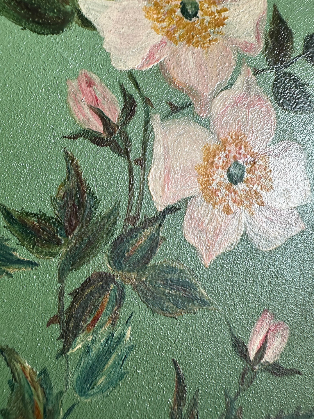 Peintures florales sur tôle fond vert