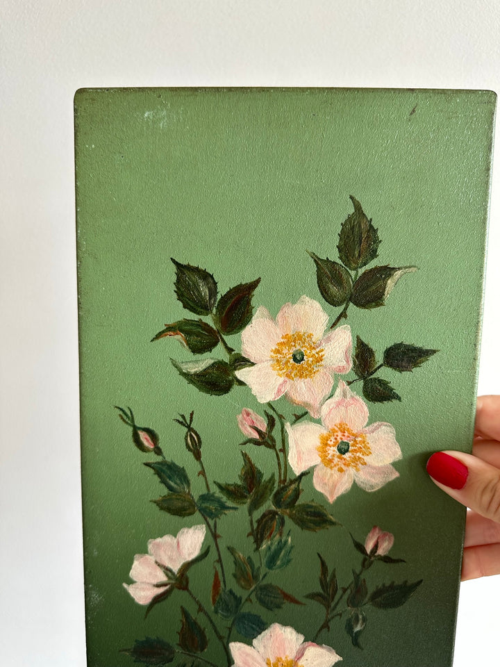 Peintures florales sur tôle fond vert