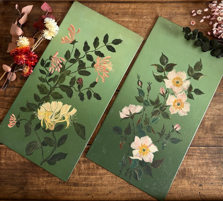 Peintures florales sur tôle fond vert
