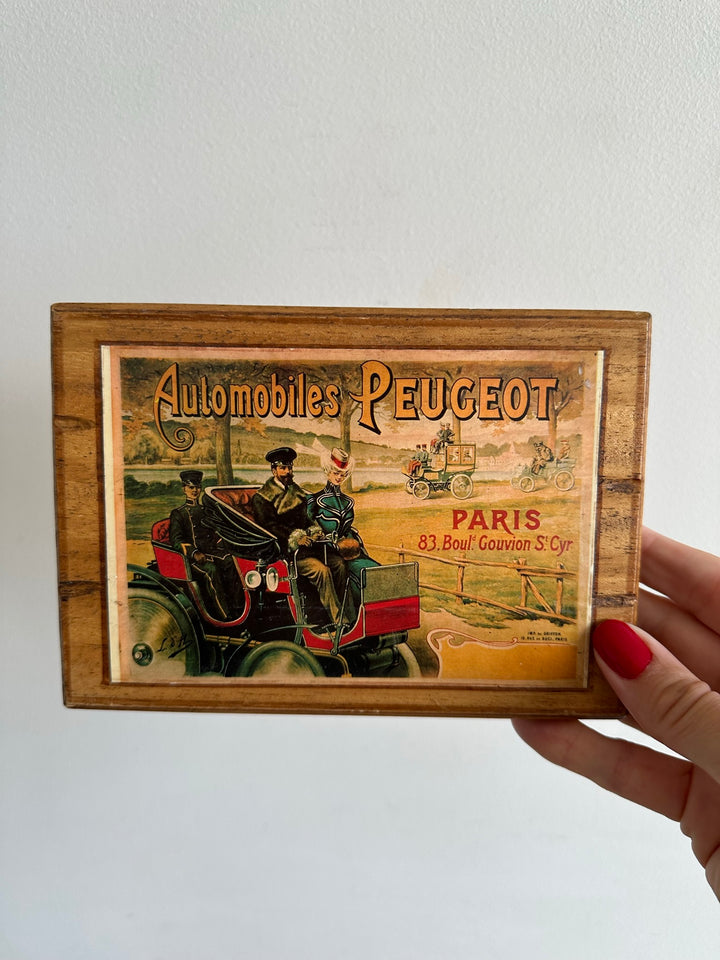 Images publicitaires sur bois