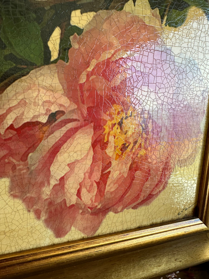 Toile marouflée sur bois représentant une rose dans son cadre épais doré