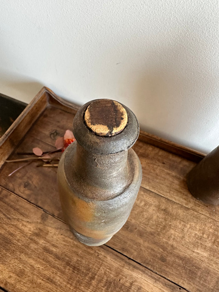 Bouteilles en grès des années 30