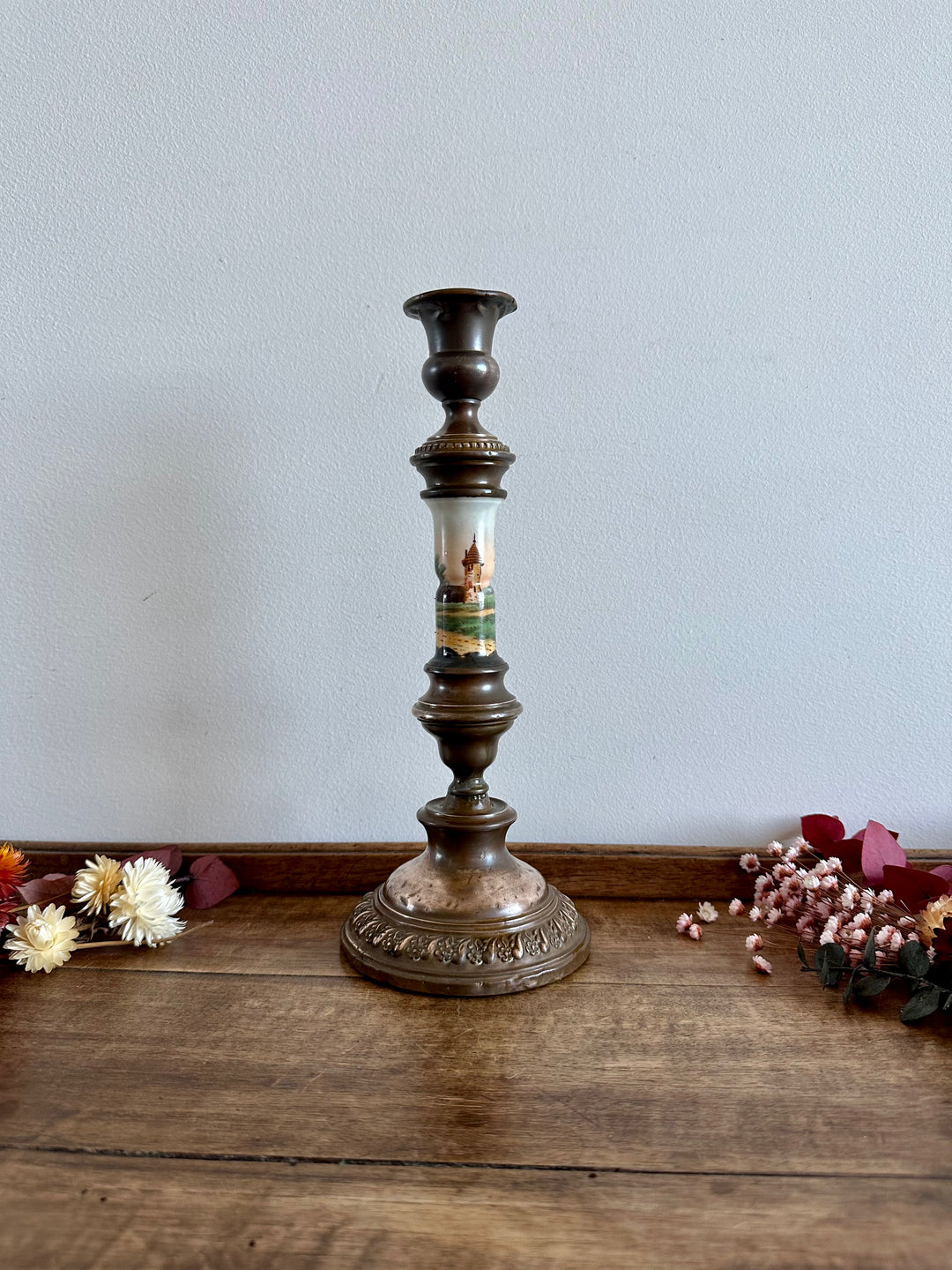 Bougeoir en cuivre et porcelaine peinte à la main 19ème