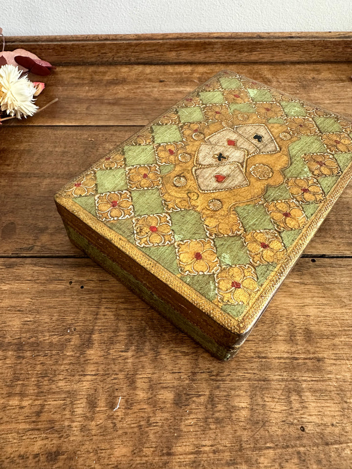 Boite en bois style florentin pour jeux de carte