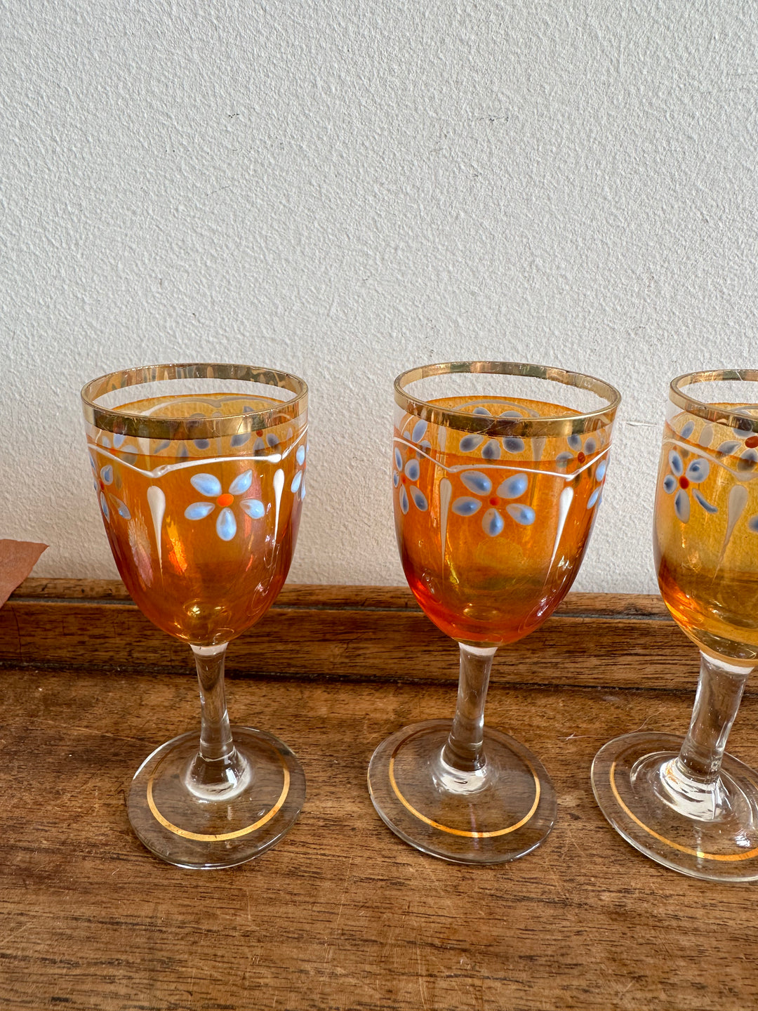 Verres à liqueur sur pied décorés main