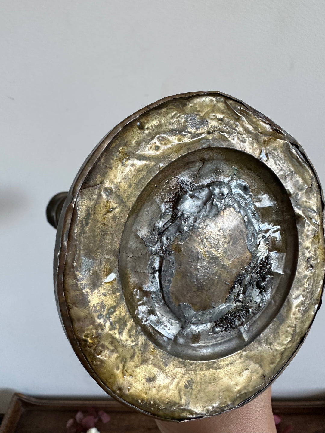 Bougeoir en cuivre et porcelaine peinte à la main 19ème