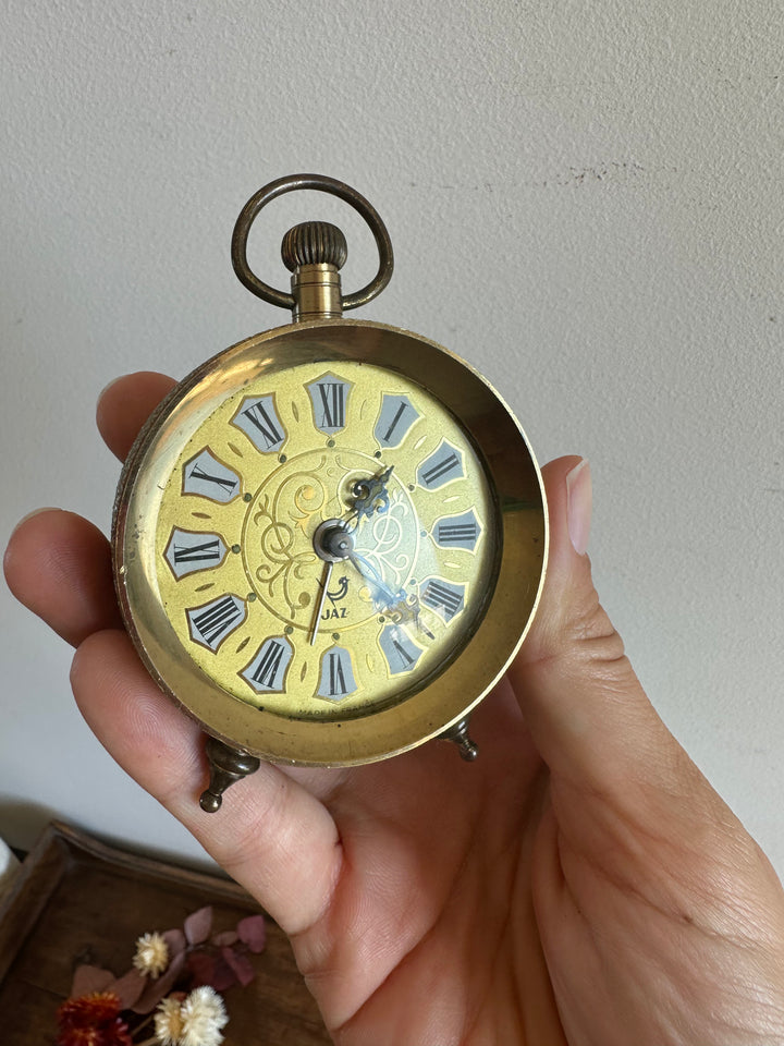 Réveil matin Jaz en laiton doré