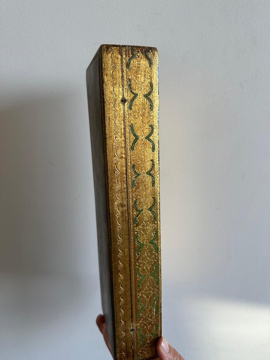 Boite rectangulaire florentine décoration tapisserie Moyen Age