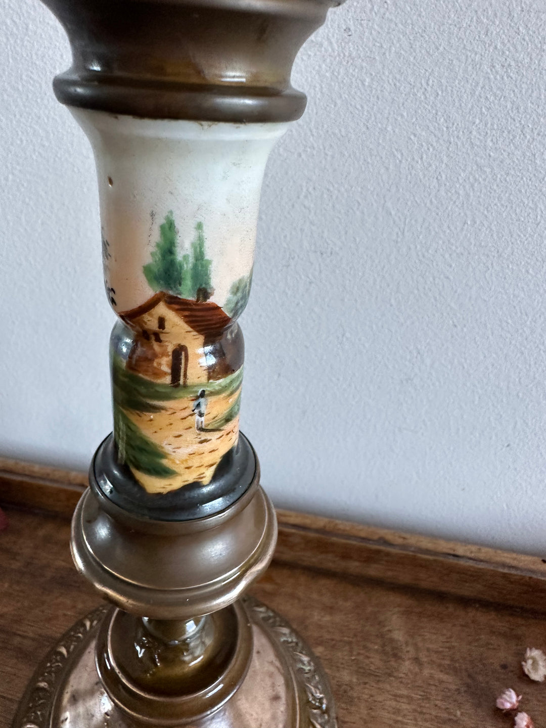 Bougeoir en cuivre et porcelaine peinte à la main 19ème