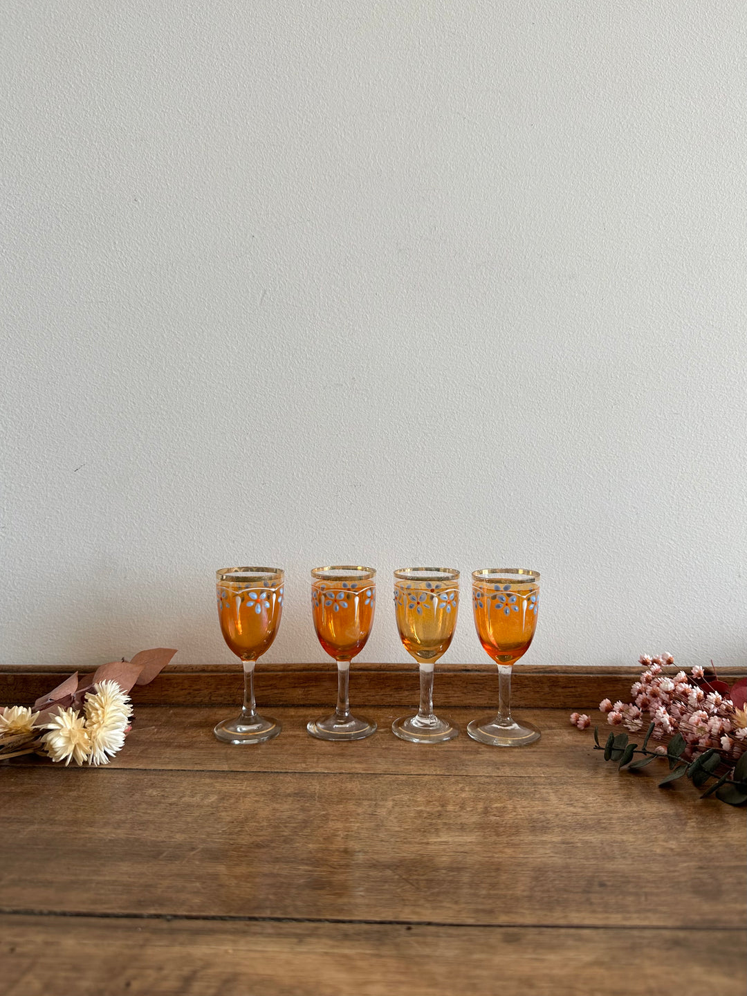 Verres à liqueur sur pied décorés main
