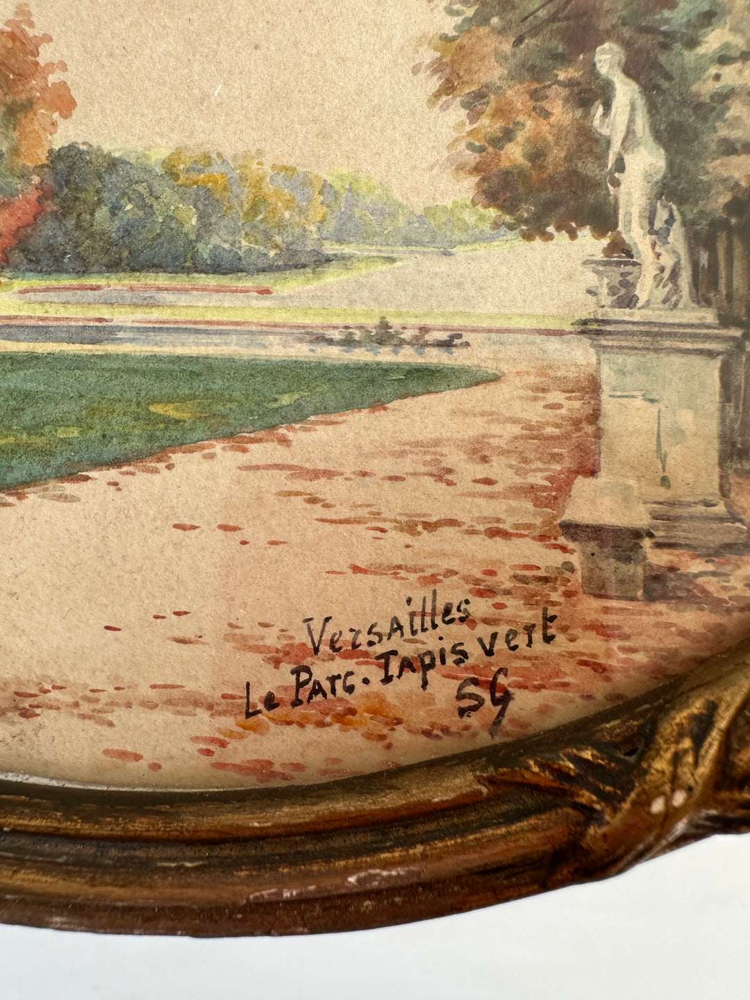 Peinture signée représentant le parc de versailles années 20