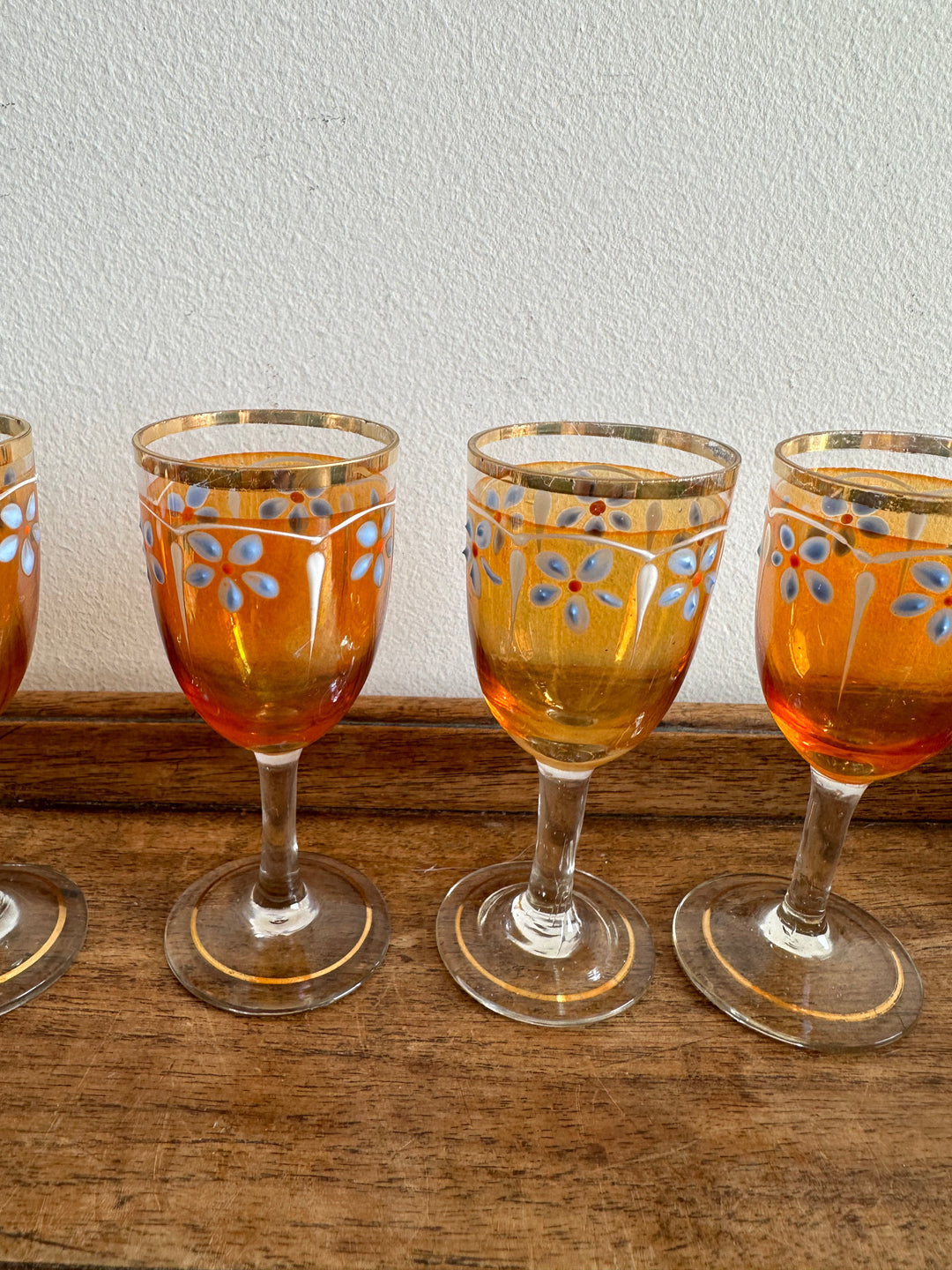 Verres à liqueur sur pied décorés main