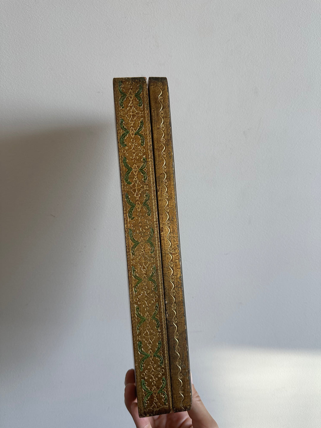 Boite rectangulaire florentine décoration tapisserie Moyen Age