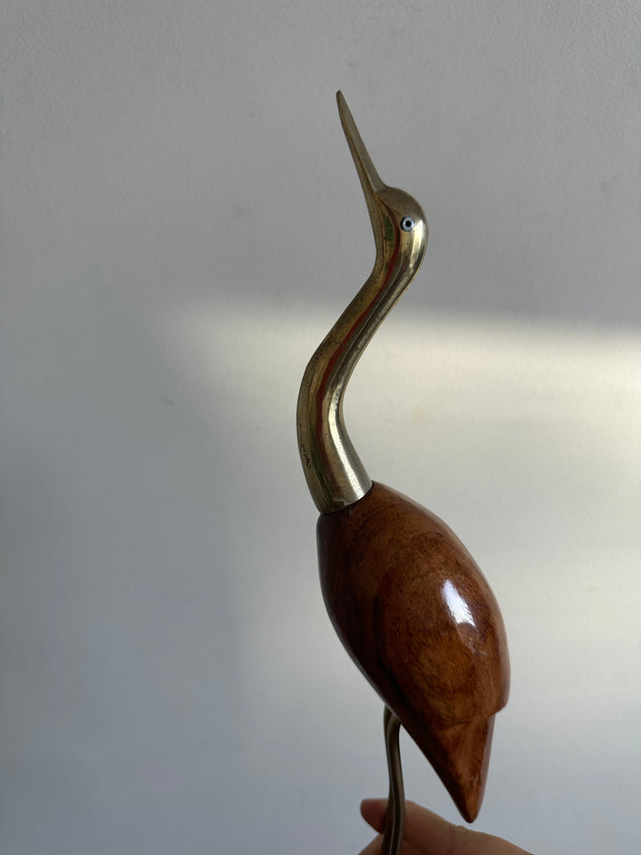 Héron en bois pied en laiton sur socle rectangulaire