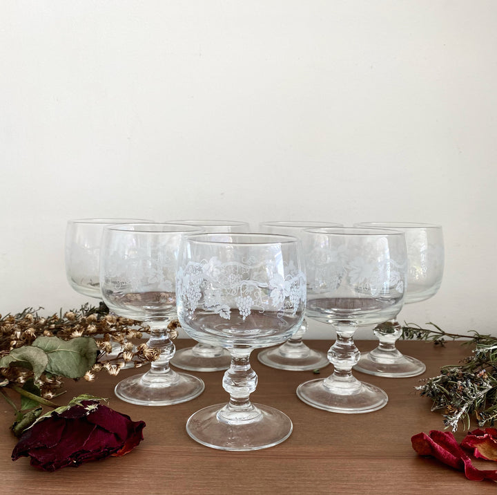 Set de 7 verres à vin motifs vignes