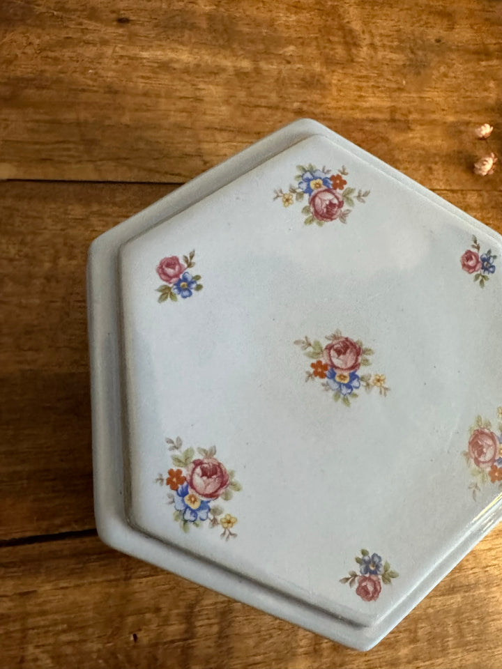 Bonbonnière en porcelaine bleue La St Uzienne