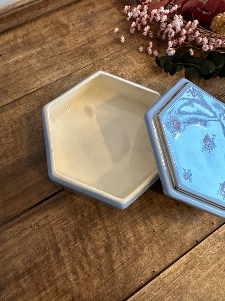 Bonbonnière en porcelaine bleue La St Uzienne