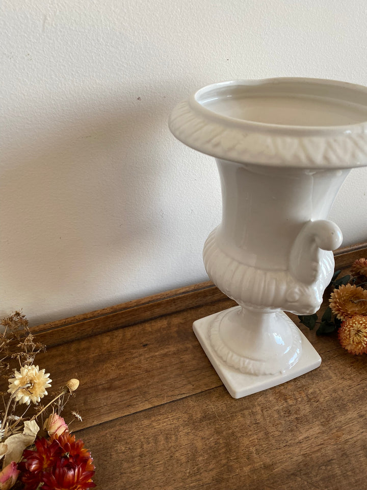 Vase en céramique style Medicis