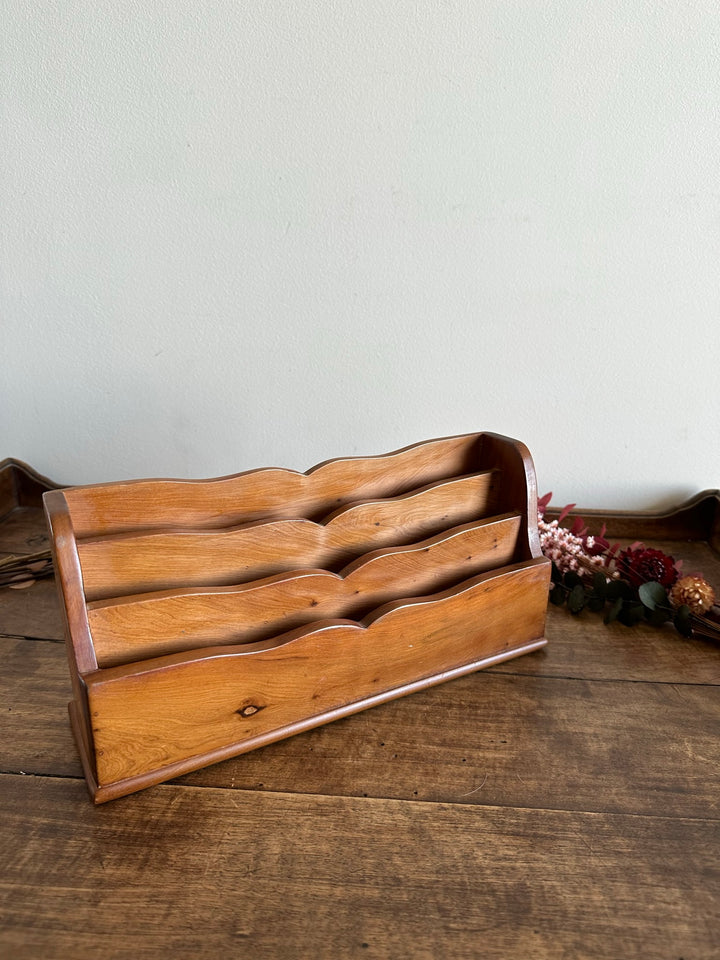 Porte courrier en bois d'olivier naturel
